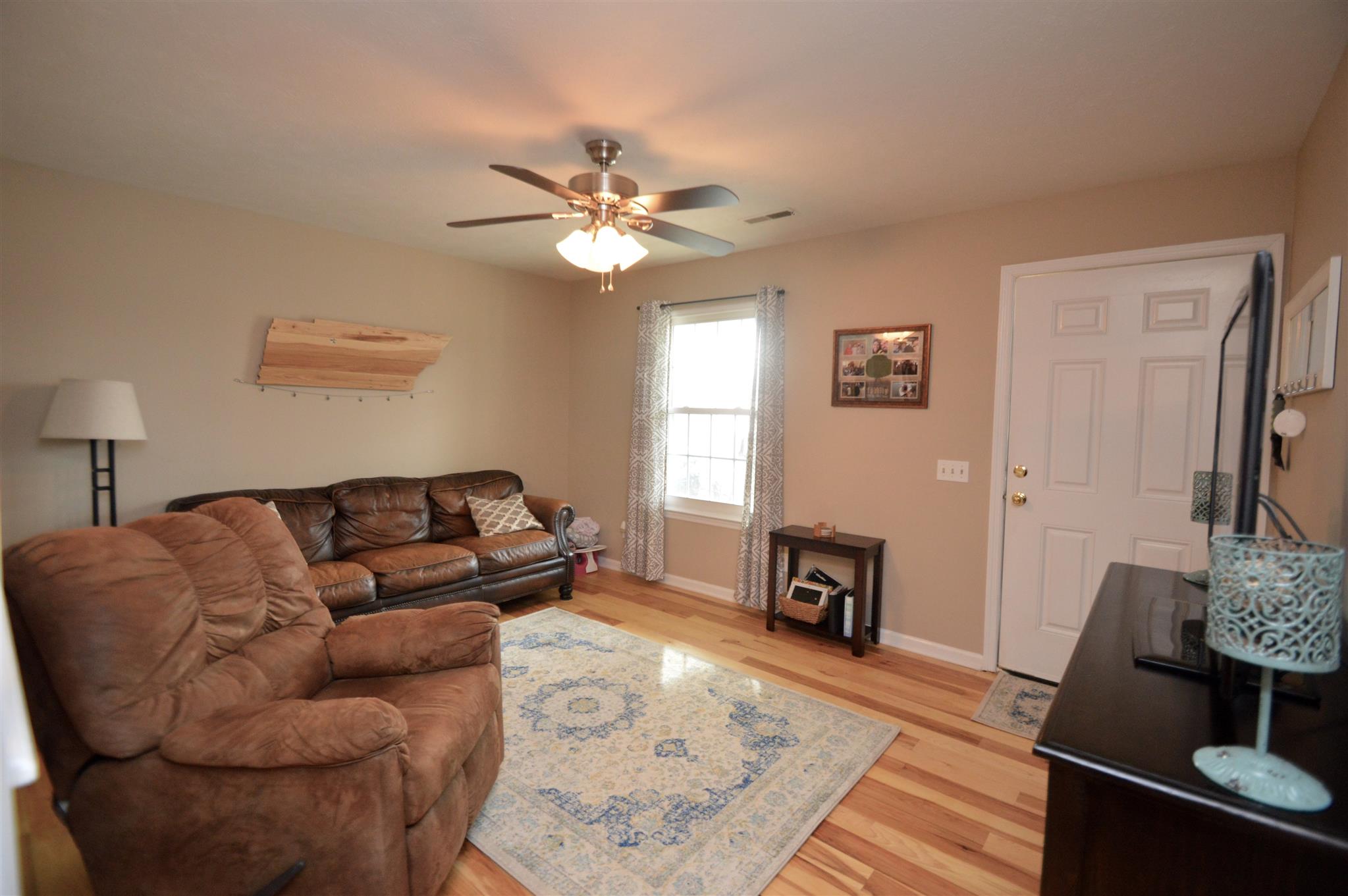 1327 Nails Creek Road Dickson, TN 37055 - Photo 10 of 20 Gallery Image 10