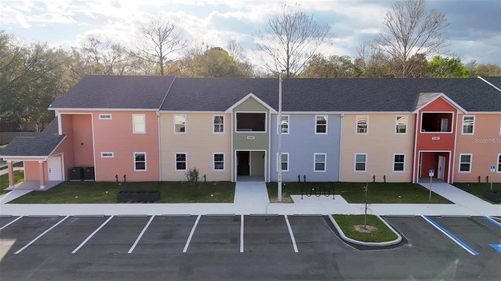 1581 Northwest 29 Road, Unit 3 Gainesville, FL 32605 - Photo 10 of 19 Gallery Image 10