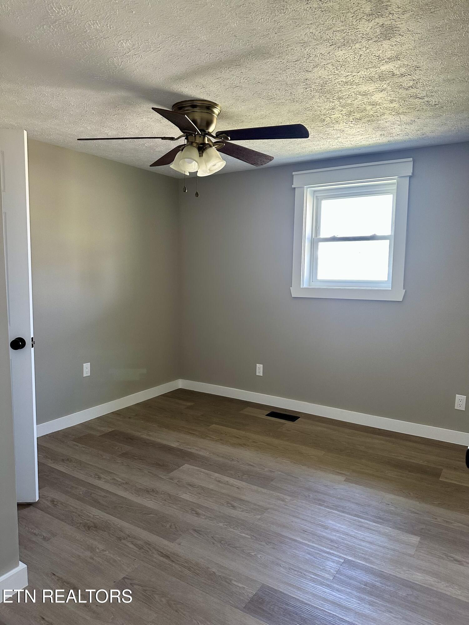 245 Happy Top Road Grandview, TN 37337 - Photo 17 of 27 IMG_2159