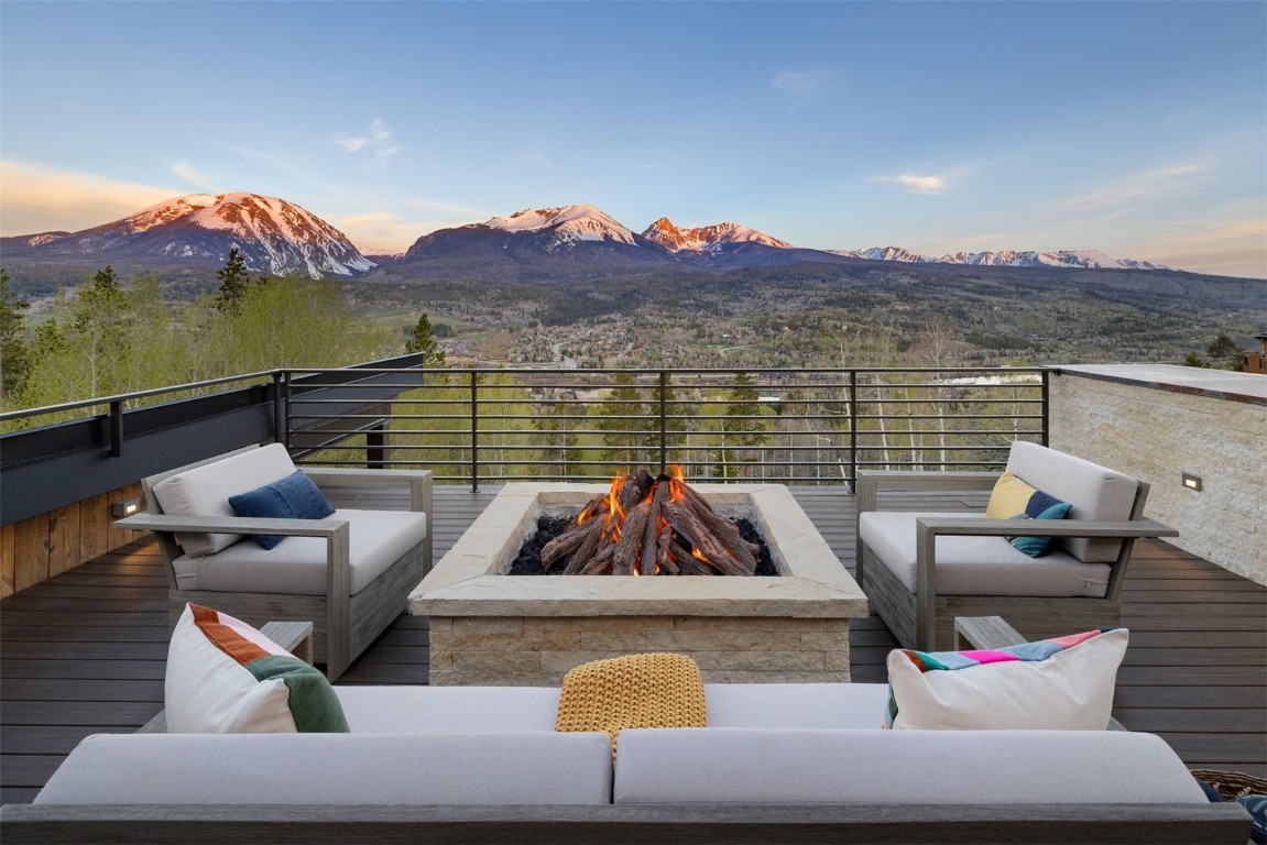 194 Angler Mountain Ranch Road Silverthorne, CO 80498 - Photo 31 of 50 a view of sitting area with furniture and city view