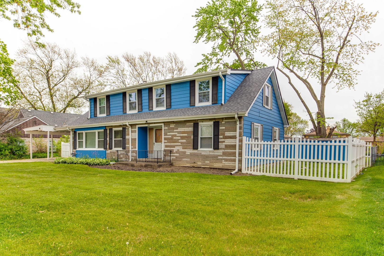 8047 West Davis Street Niles, IL 60714 - Photo 1 of 1