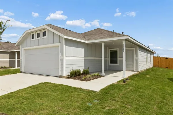 $1,800 | 3108 Lynmar Lane, Fort Worth, TX 76179