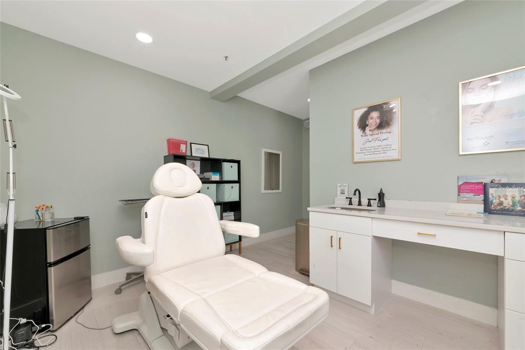 1345 2nd Street Sarasota, FL 34236 - Photo 54 of 98