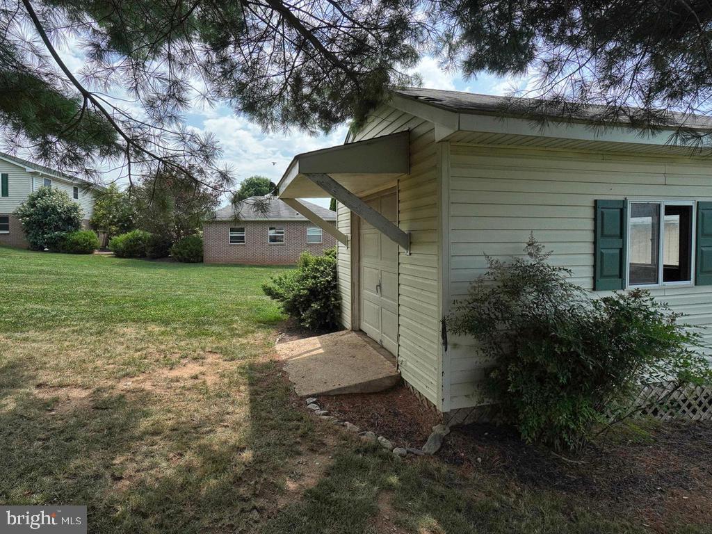 6901 Green Valley Road New Market, MD 21774 - Photo 41 of 45 Shed
