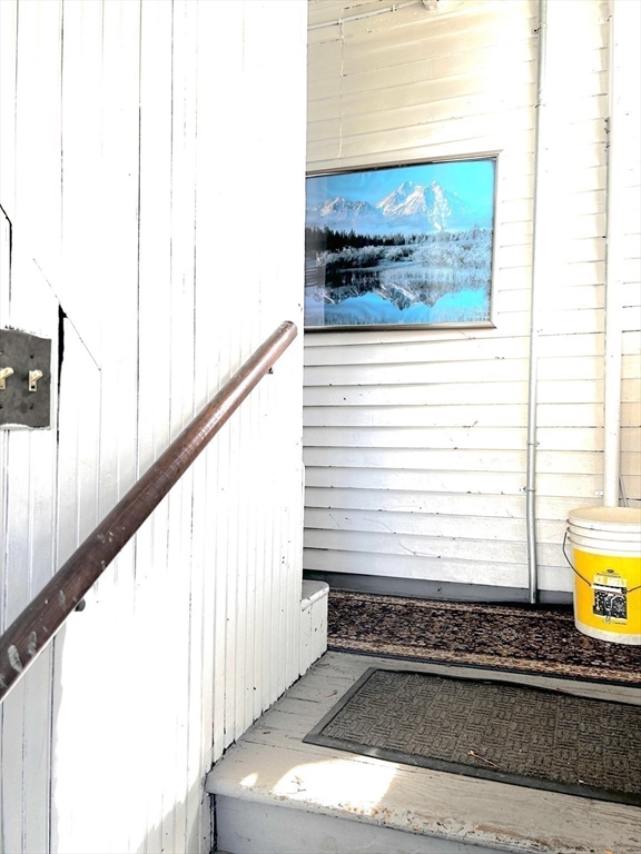 755 Grattan Street Chicopee, MA 01020 - Photo 19 of 39