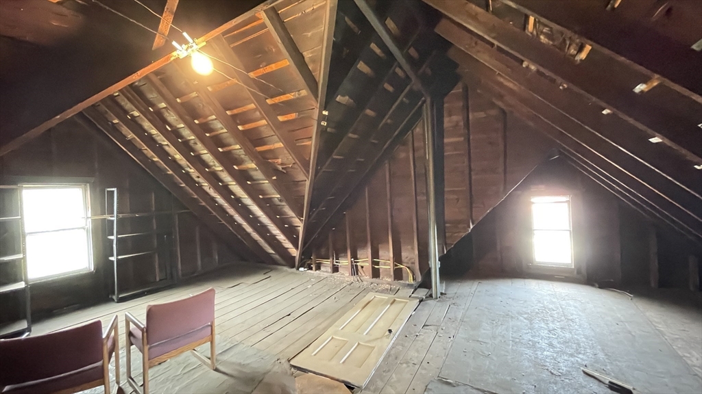 755 Grattan Street Chicopee, MA 01020 - Photo 34 of 39