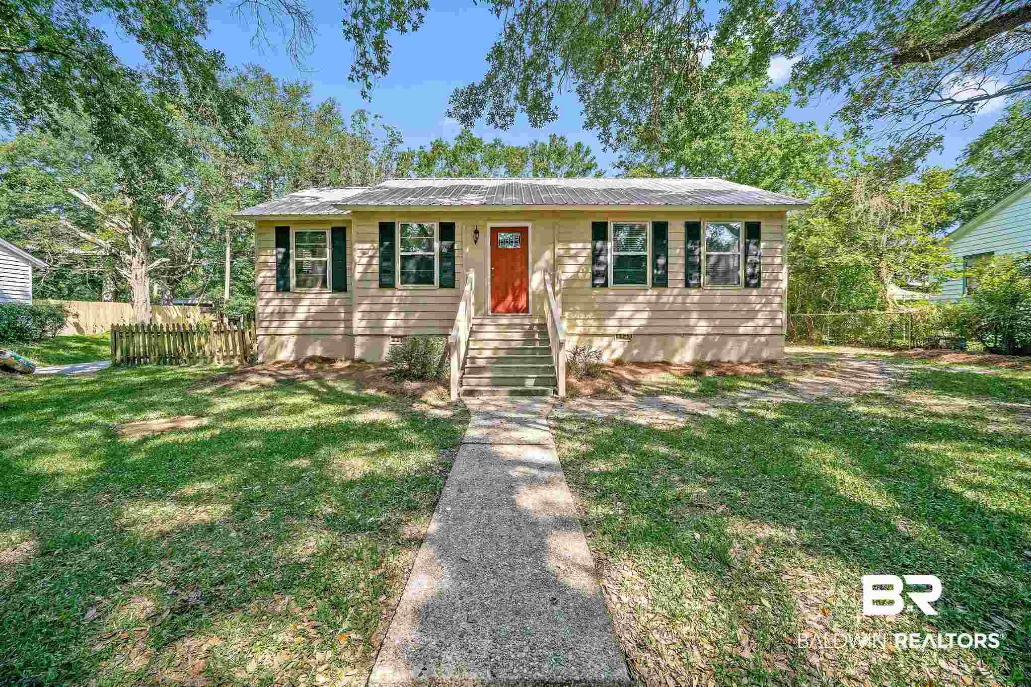 303 1st Street Mobile, AL 36611 - Photo 1 of 24