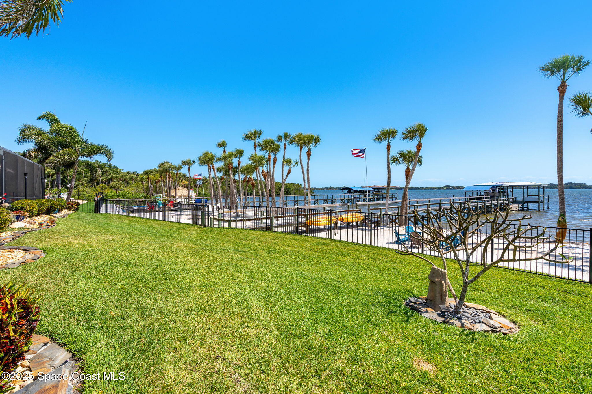 21 Pisces Lane Rockledge, FL 32955 - Photo 17 of 77 21 Pisces Ln (93)