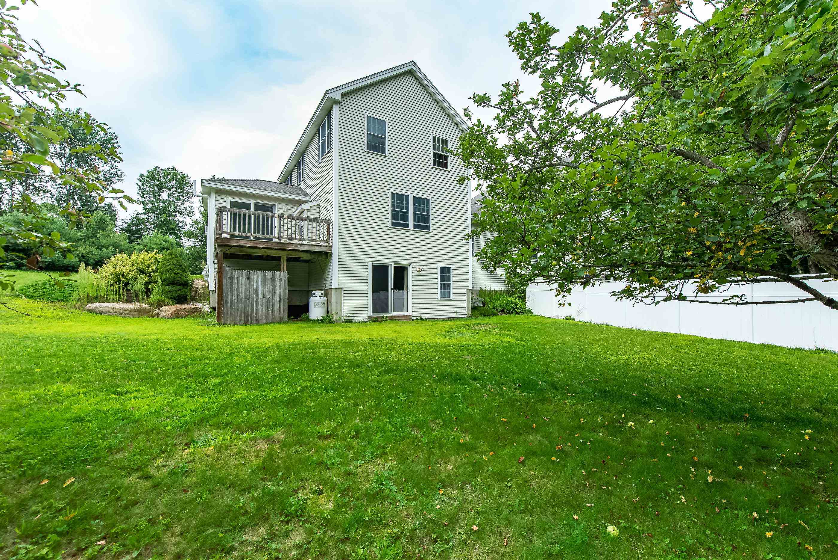 10 Crown Point Road Rochester, NH 03867 - Photo 1 of 32