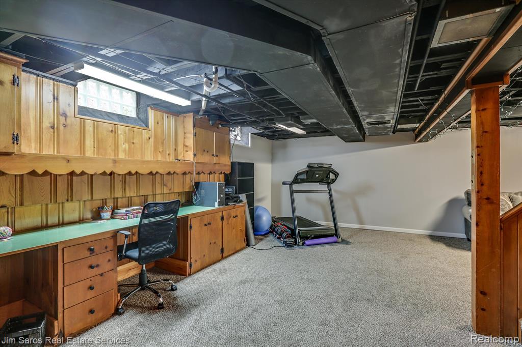 1330 Hampton Road Grosse Pointe Woods, MI 48236 - Photo 24 of 29