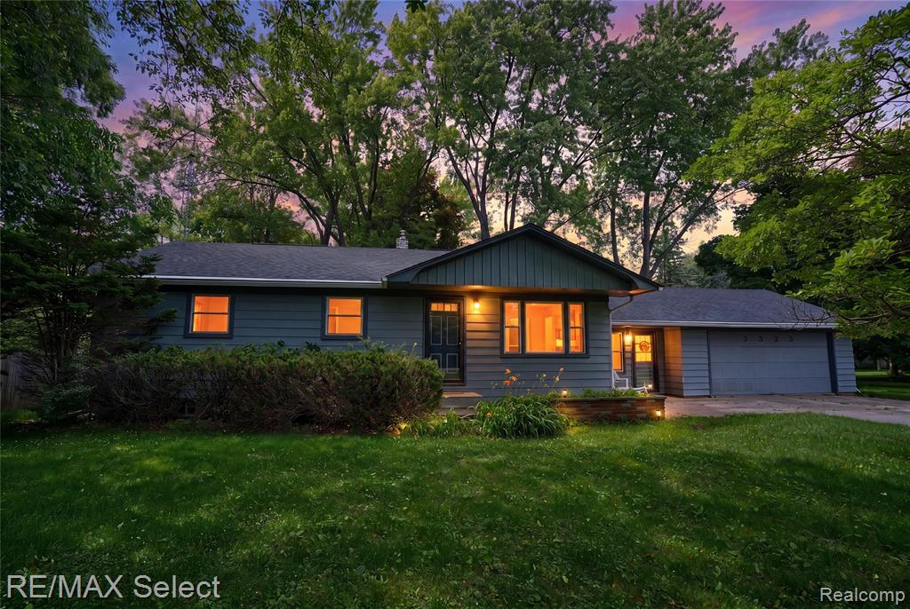 3323 East Carpenter Road Flint, MI 48506 - Photo 7 of 35