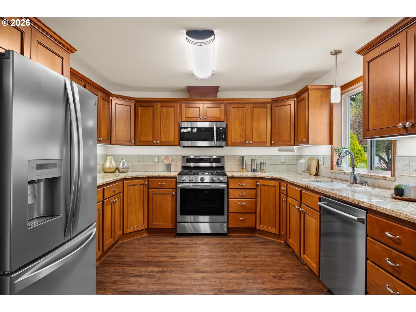 18980 Southwest Madeline Street Beaverton, OR 97078 - Photo 12 of 28