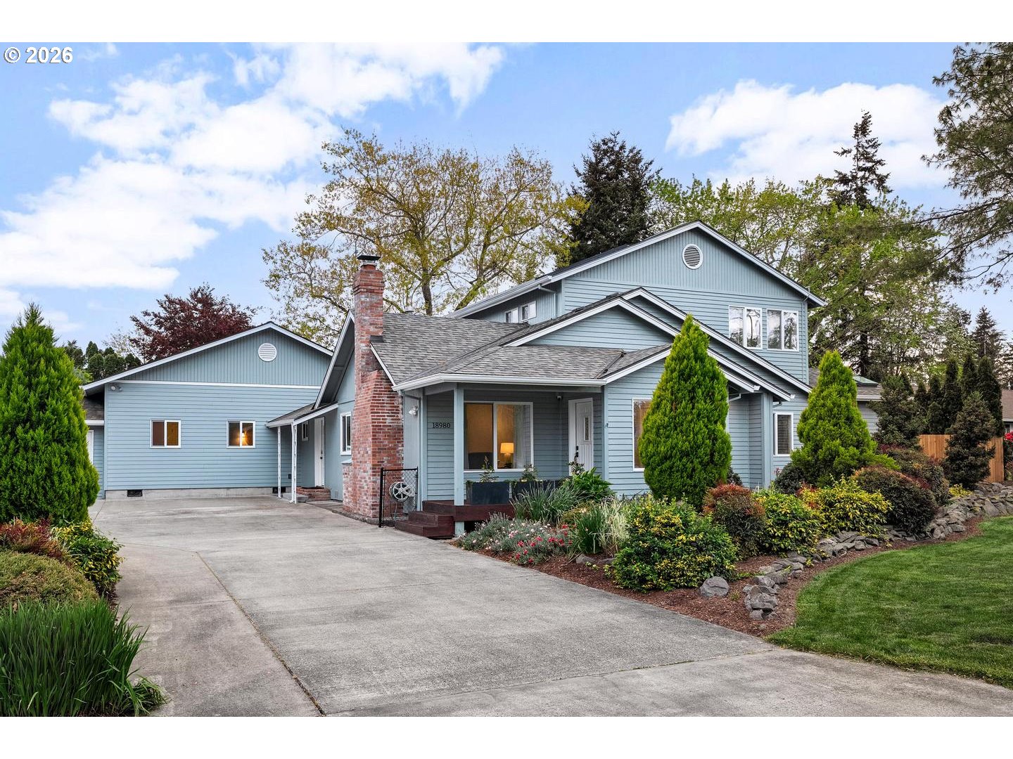 18980 Southwest Madeline Street Beaverton, OR 97078 - Photo 4 of 28