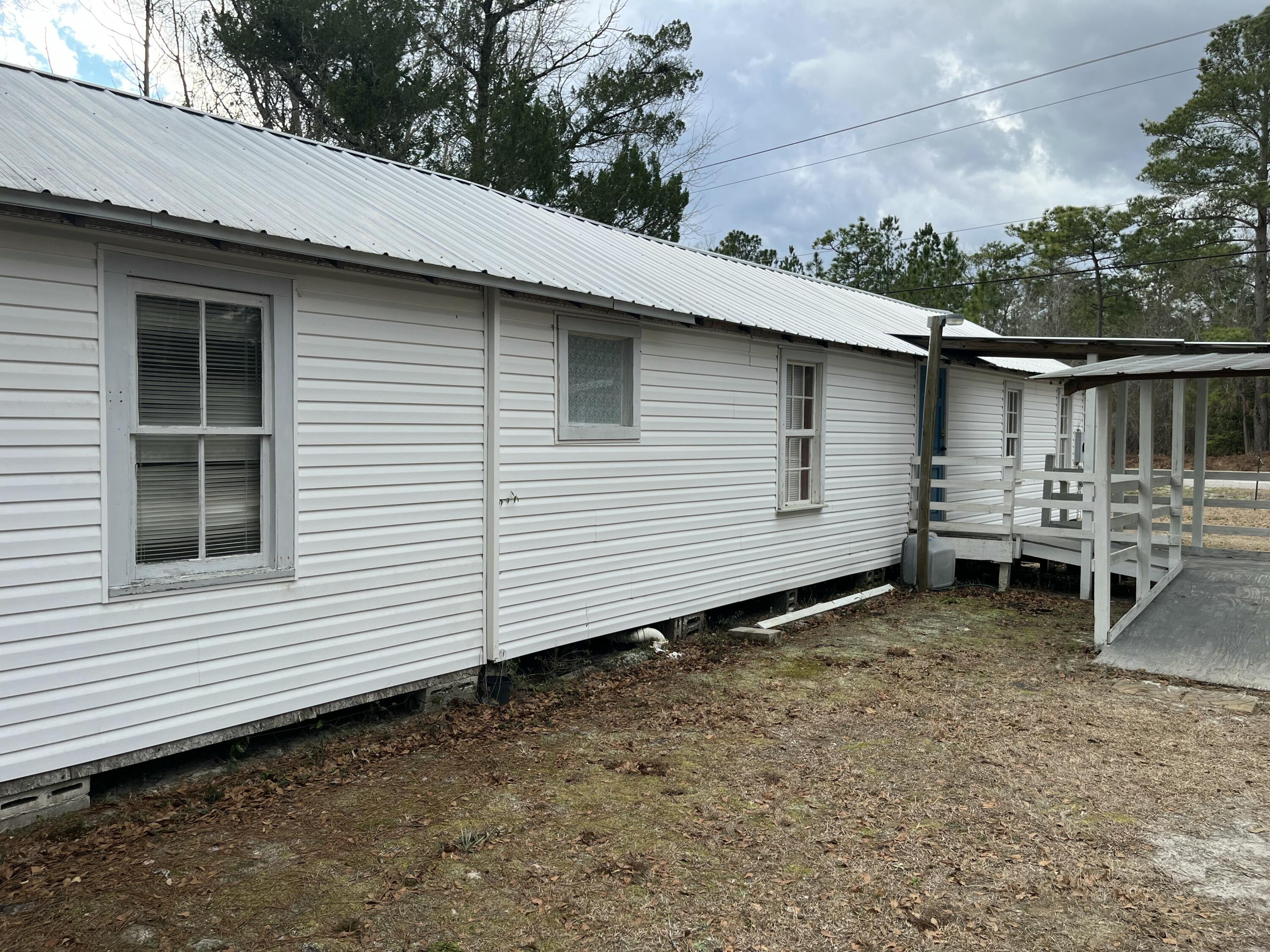 101 Driggers Lane Walterboro, SC 29488 - Photo 8 of 25 IMG_5093