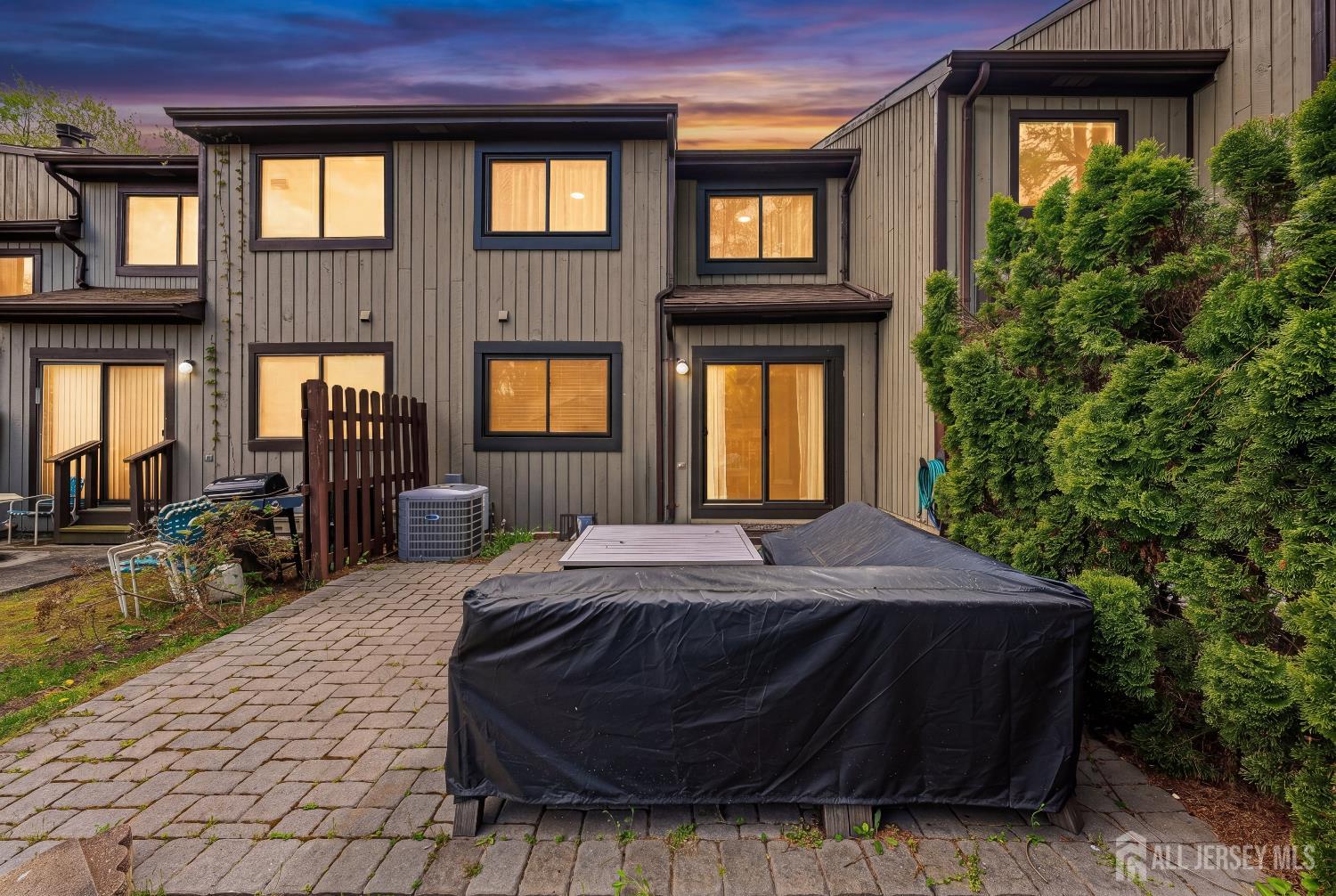 20 Arrowsmith Court Old Bridge, NJ 07747 - Photo 6 of 46