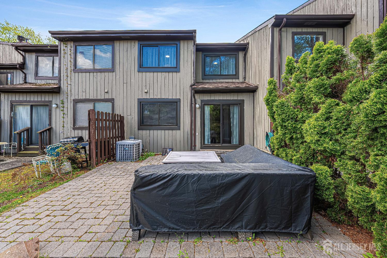 20 Arrowsmith Court Old Bridge, NJ 07747 - Photo 7 of 46