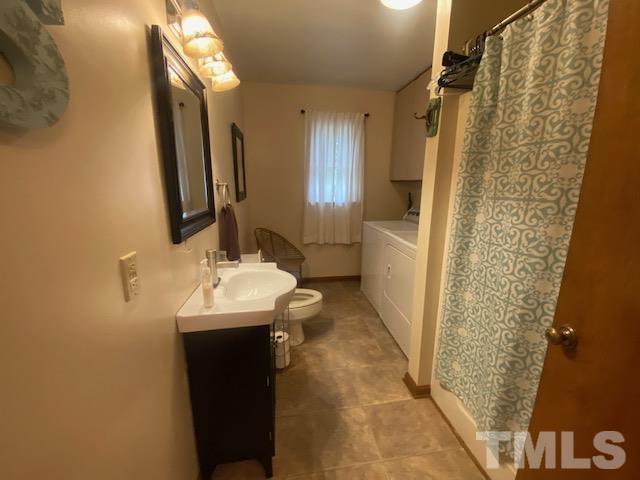 2264 Ebenezer Church Road Coats, NC 27521 - Photo 8 of 23 Gallery Image 8