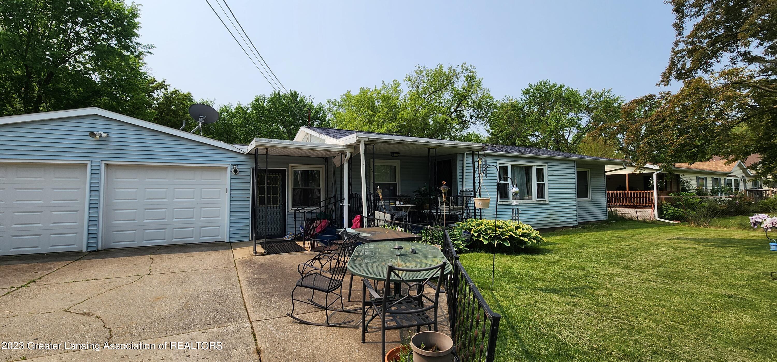 1613 West Jolly Road Lansing, MI 48910 - Photo 5 of 24 20230523_111422