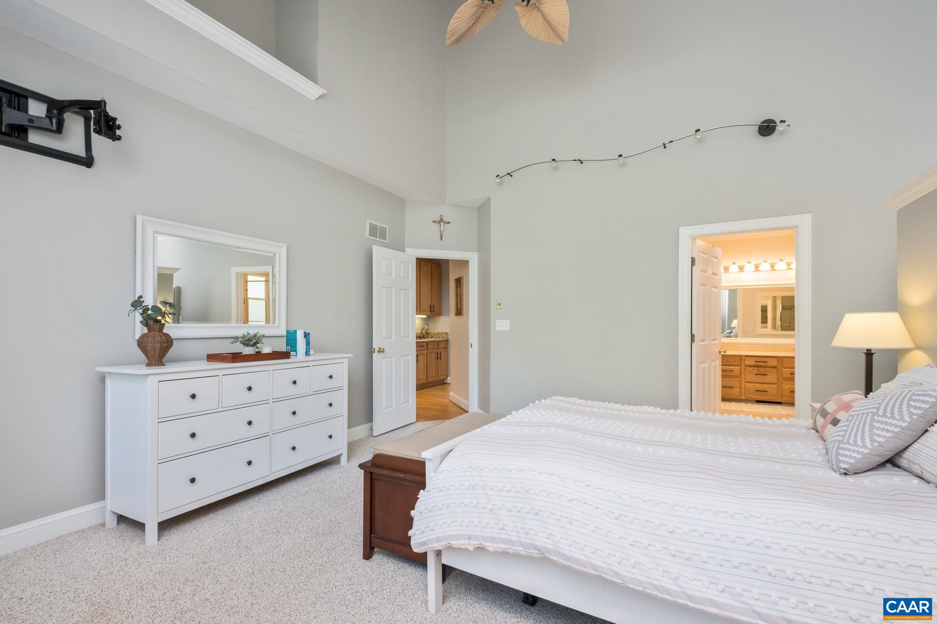 3070 Chimney Ridge Charlottesville, VA 22911 - Photo 16 of 50 Primary Suite