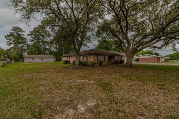 $229,900 | 1450 Bassett Street, Orange, TX 77632