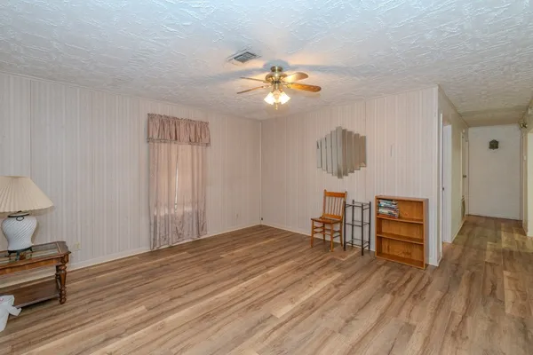 $229,900 | 1450 Bassett Street, Orange, TX 77632
