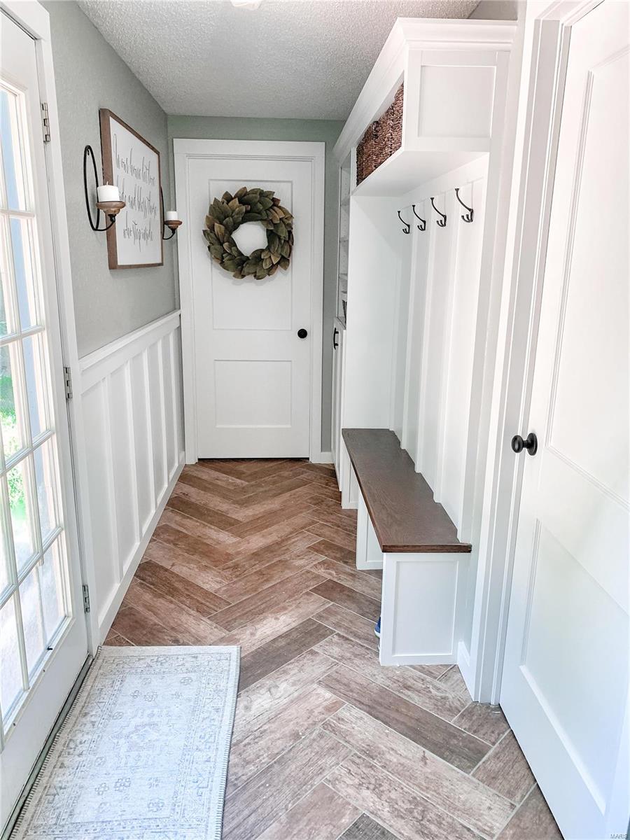 955 Long Branch Road Troy, IL 62294 - Photo 14 of 21 Gallery Image 14