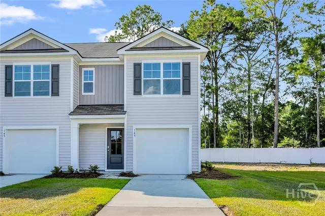 $2,100 | 149 Coneflower Road, Bloomingdale, GA 31302