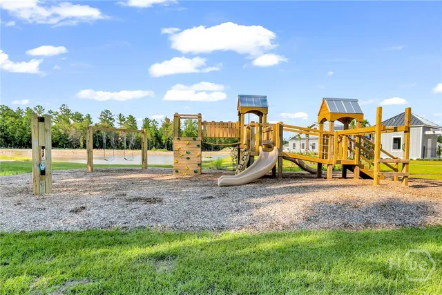 $2,100 | 149 Coneflower Road, Bloomingdale, GA 31302