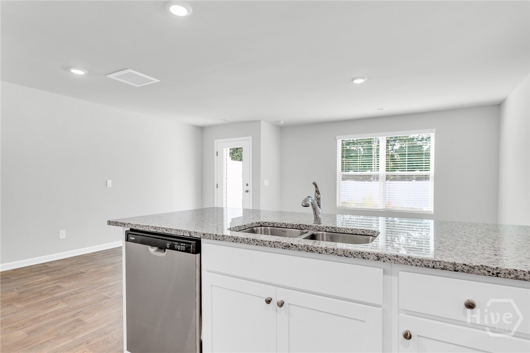 149 Coneflower Road Bloomingdale, GA 31302 - Photo 6 of 32