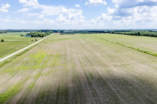 $1,150,000 | N4440 Mayflower Road, Black Creek, WI 54106