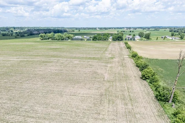 $1,150,000 | N4440 Mayflower Road, Black Creek, WI 54106