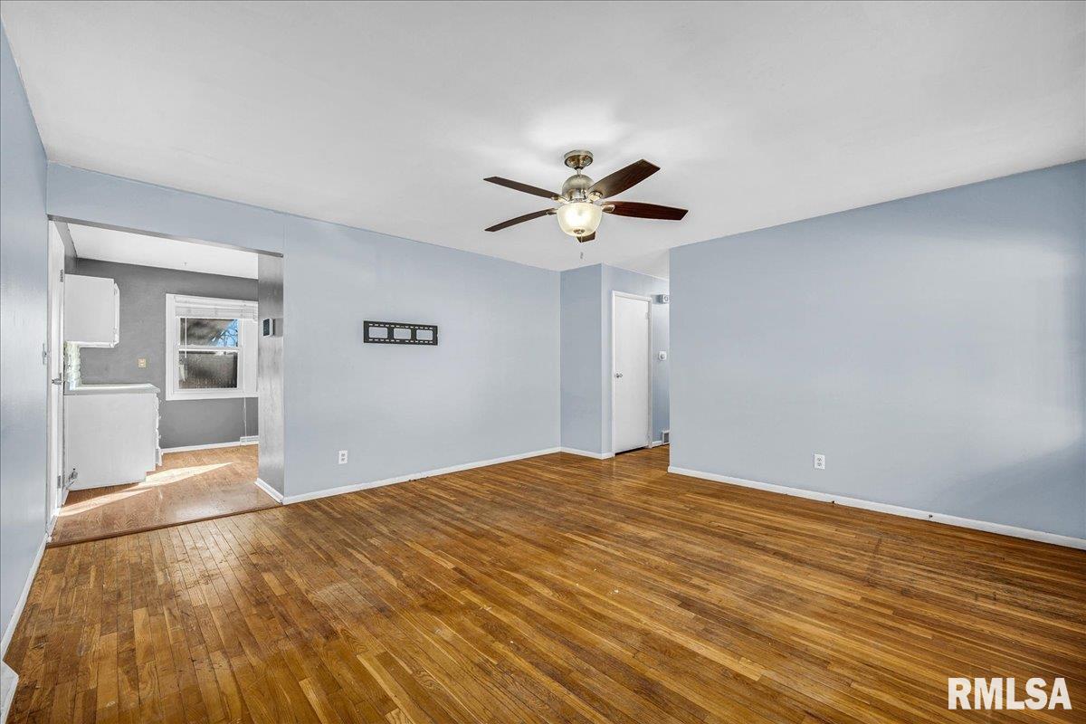 5810 North Hamilton Road Peoria, IL 61614 - Photo 3 of 33 Gallery Image 3
