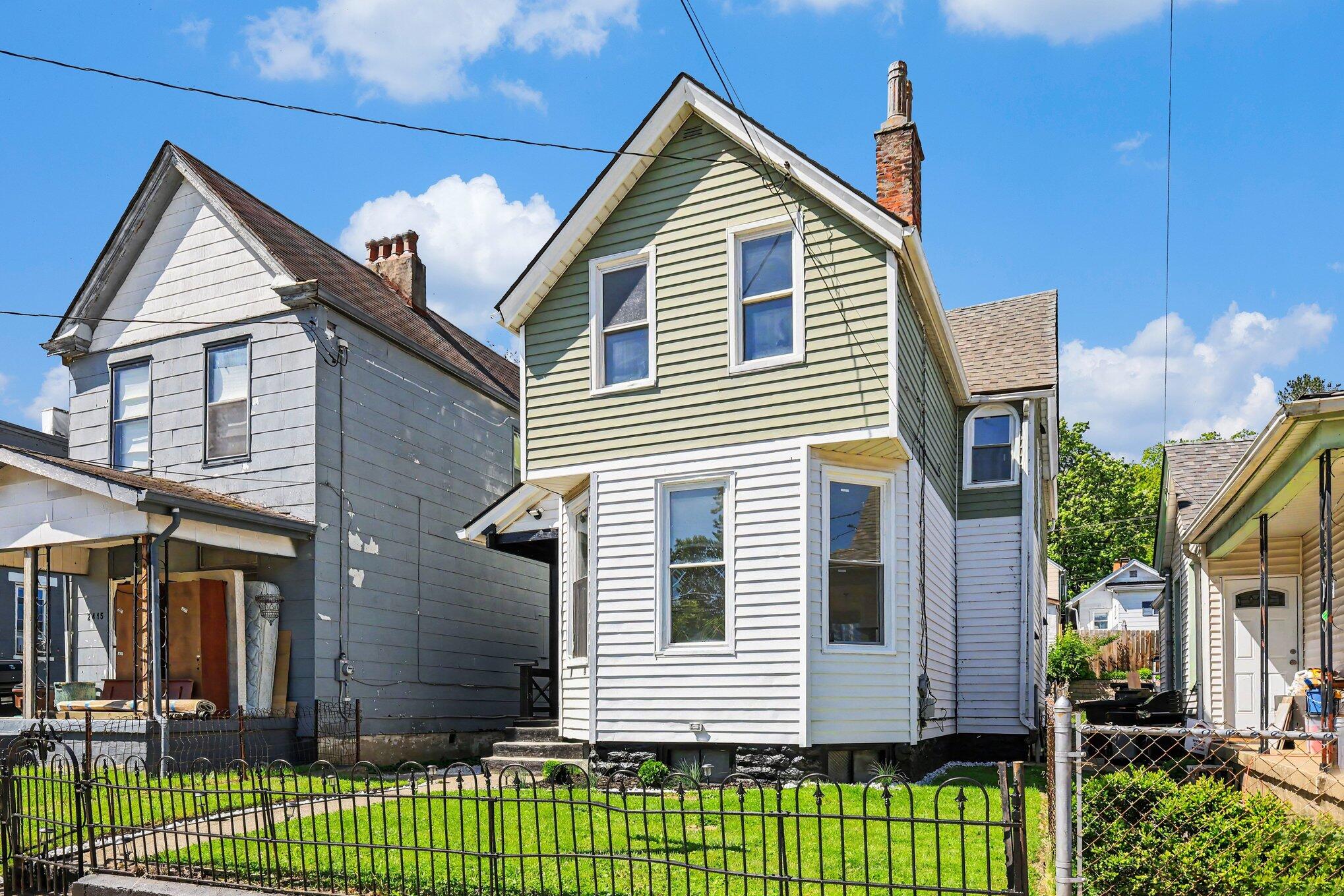 2413 Herman Street Covington, KY 41014 - Photo 2 of 17