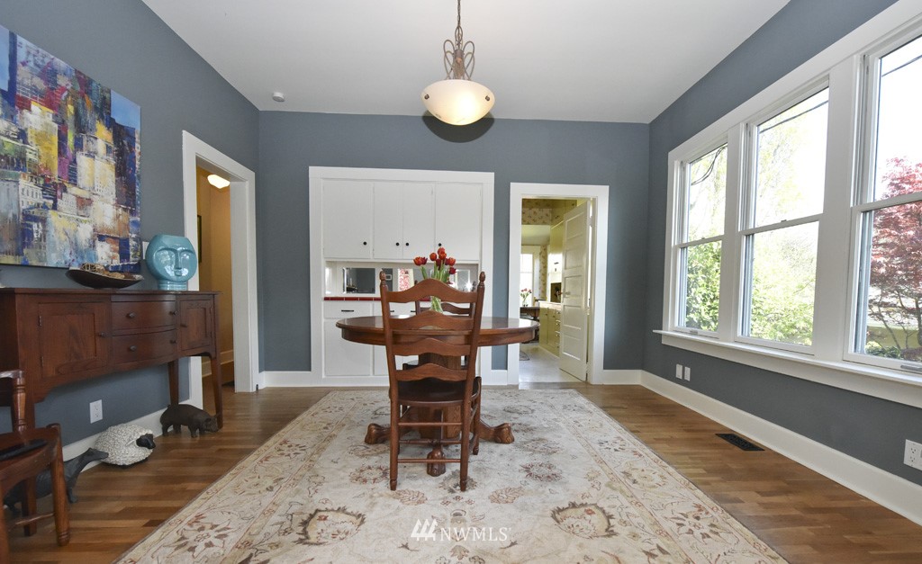 910 North 46th Street Seattle, WA 98103 - Photo 8 of 25