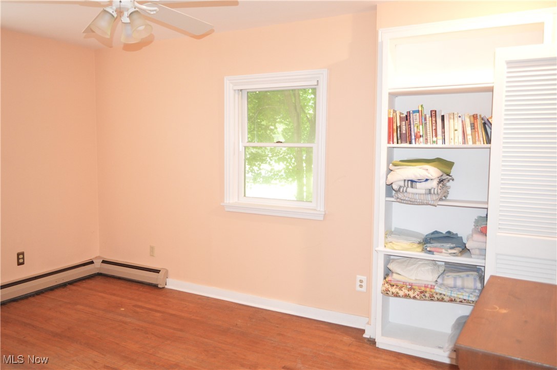 6304 Chapel Road Madison, OH 44057 - Photo 8 of 21 1st floor Bedroom