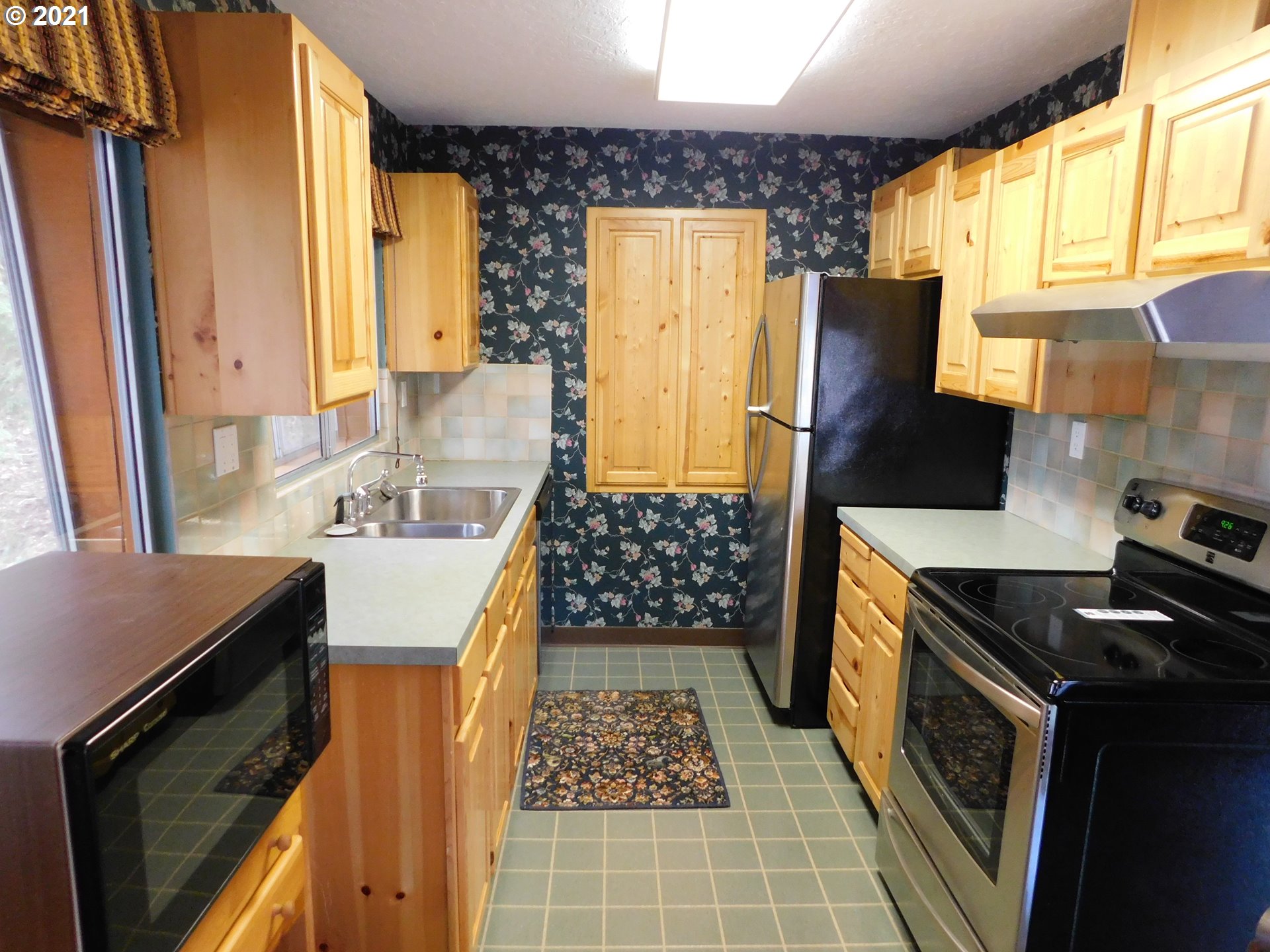 71391 Fishhawk Road Birkenfeld, OR 97016 - Photo 10 of 21