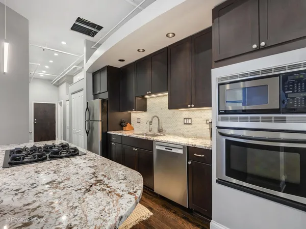 $765,000 | 360 West Illinois Street, Unit 10F, Chicago, IL 60654