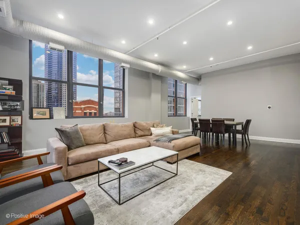 $765,000 | 360 West Illinois Street, Unit 10F, Chicago, IL 60654
