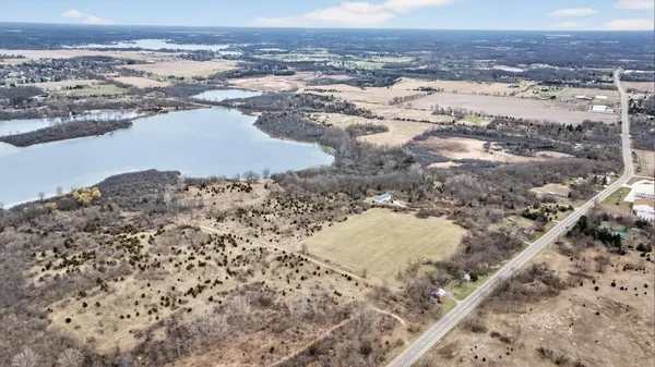 $1,600,000 | 12 Cement City Mi 49233, Cement City, MI 49233
