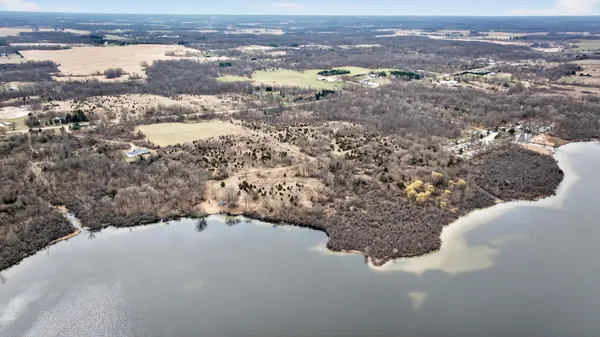 $1,600,000 | 12 Cement City Mi 49233, Cement City, MI 49233