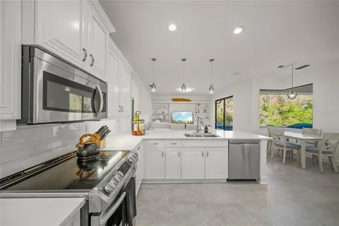 $740,000 | 4882 Greymoss Lane, Sarasota, FL 34233