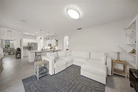 $740,000 | 4882 Greymoss Lane, Sarasota, FL 34233