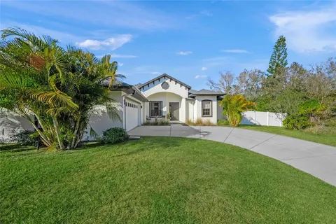 $740,000 | 4882 Greymoss Lane, Sarasota, FL 34233