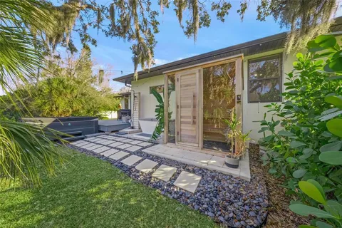 $740,000 | 4882 Greymoss Lane, Sarasota, FL 34233