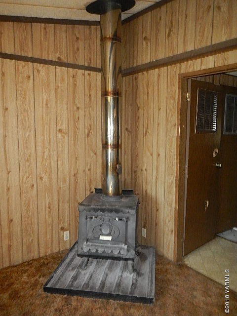 10331 Larue Road Toppenish, WA 98948 - Photo 10 of 13 a view of a utility room with a shower