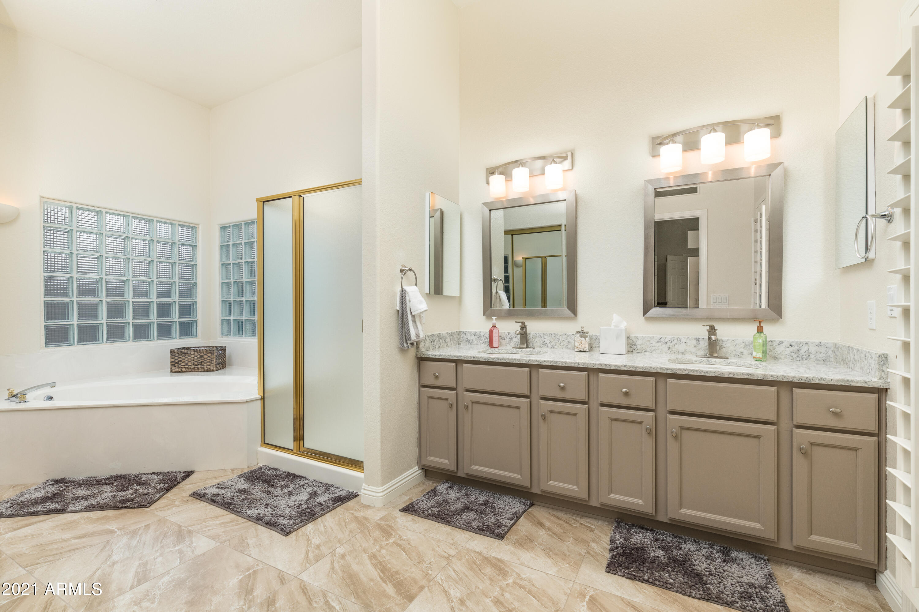 11160 East Greythorn Drive Scottsdale, AZ 85262 - Photo 16 of 33 Master Bath