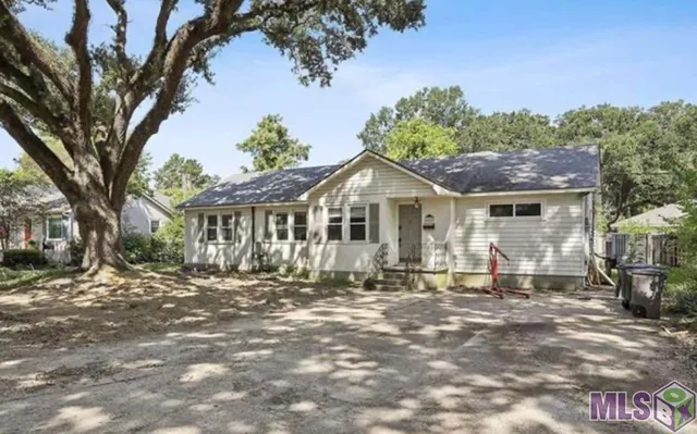 $299,000 | 2434 Honeysuckle Avenue, Baton Rouge, LA 70808