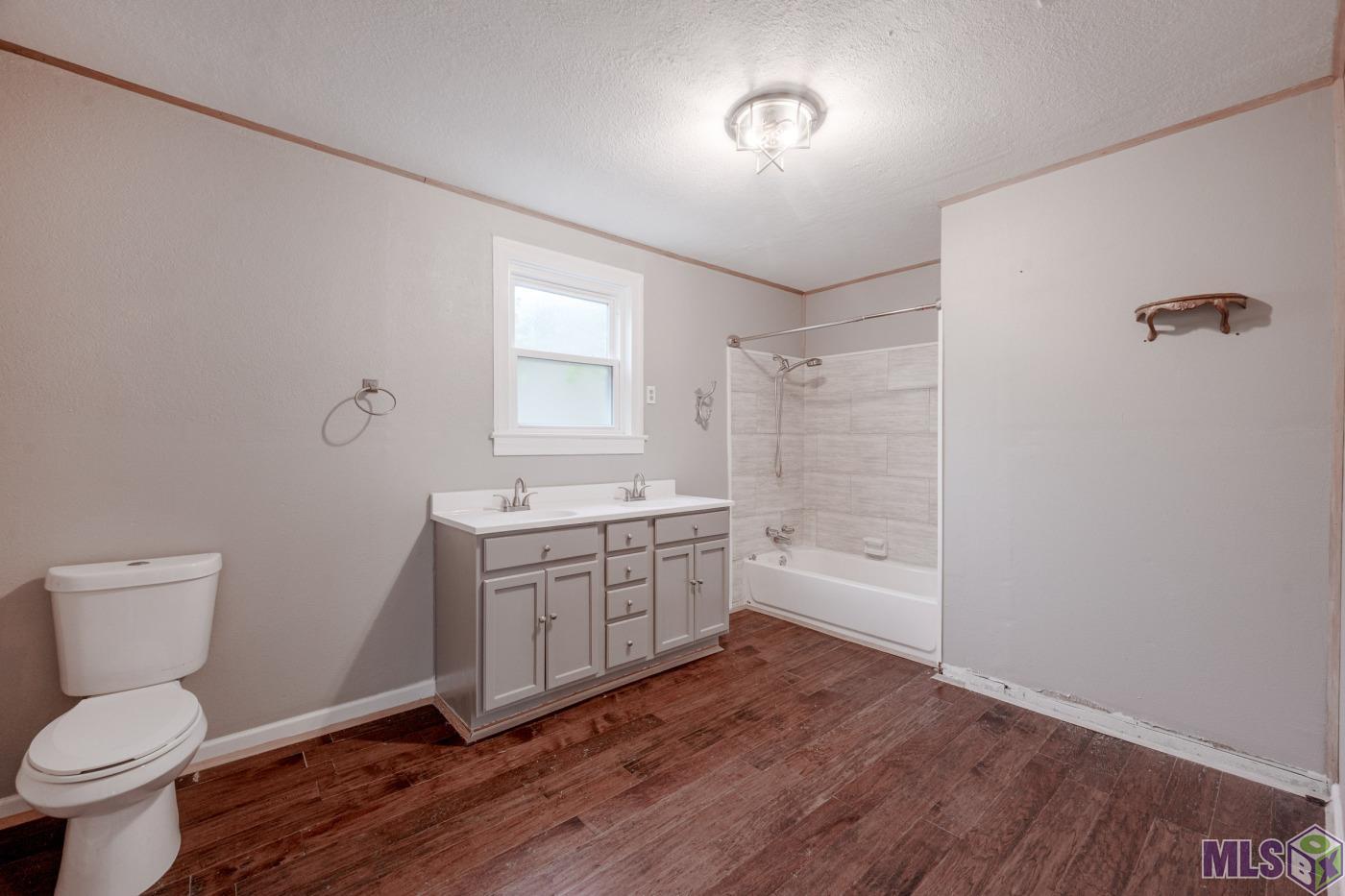 2434 Honeysuckle Avenue Baton Rouge, LA 70808 - Photo 10 of 23