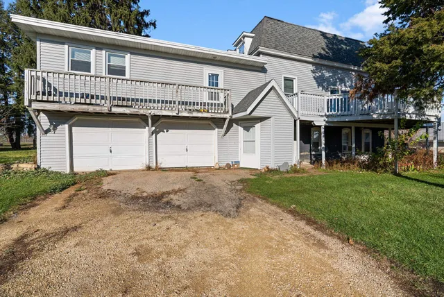 $409,900 | 318 Mandt Parkway, Stoughton, WI 53589