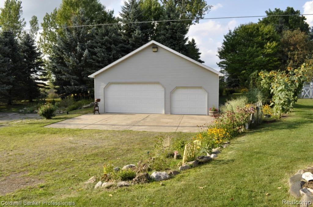 13247 Lone Tree Road Hartland, MI 48353 - Photo 66 of 70 _DSC0373.jpg